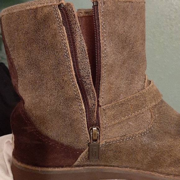 UGG boots - Picture 7 of 10